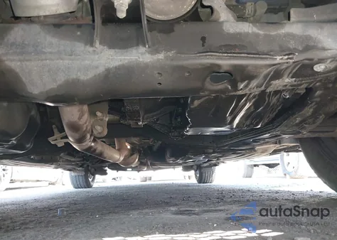 2011 Toyota Sienna Le V6 from USA, damaged, VIN 5TDKK3DC6BS034470